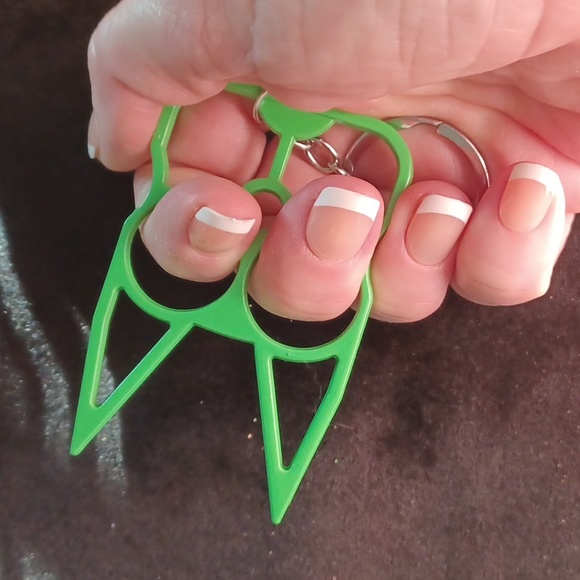 Safety kittypup keychain GREEN - Picture 2 of 4